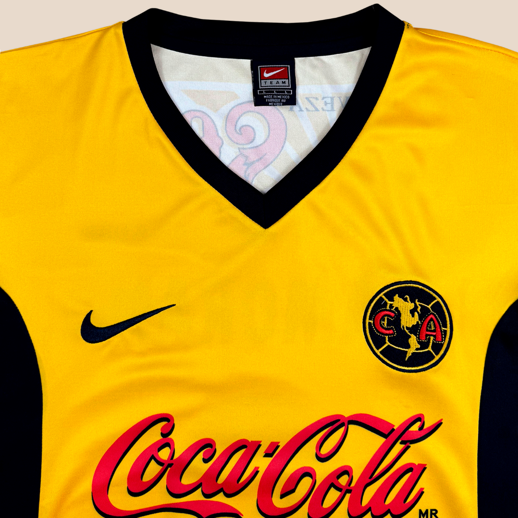 América 2000/01 Local