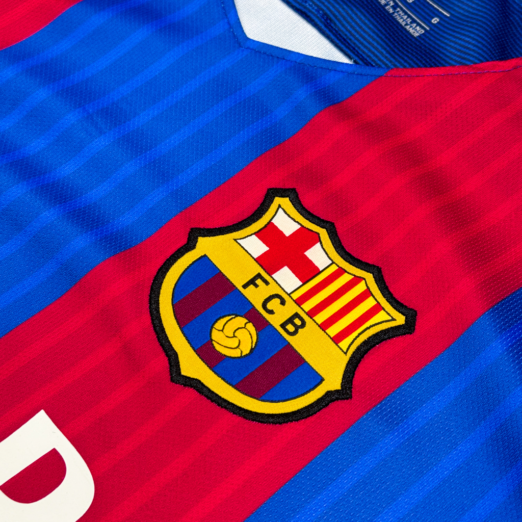 FC Barcelona 2016/17 Local