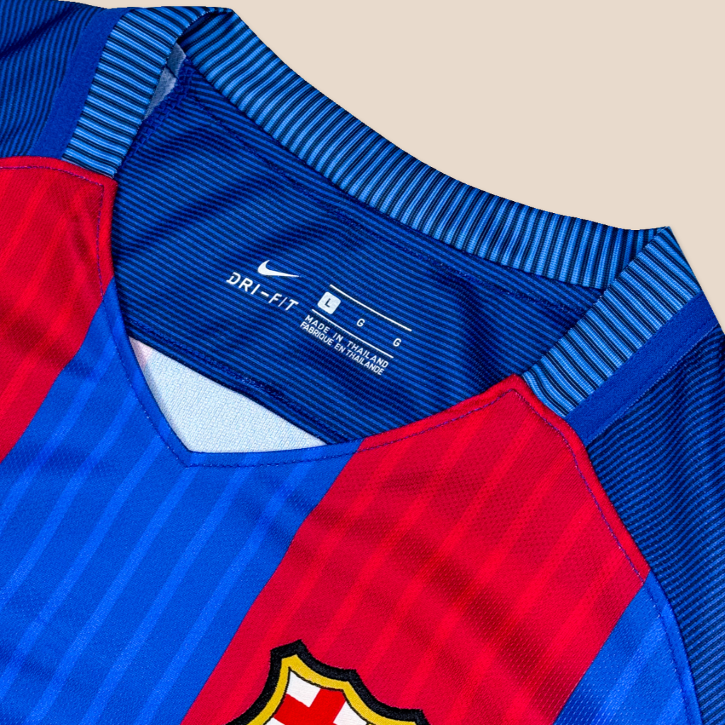 FC Barcelona 2016/17 Local
