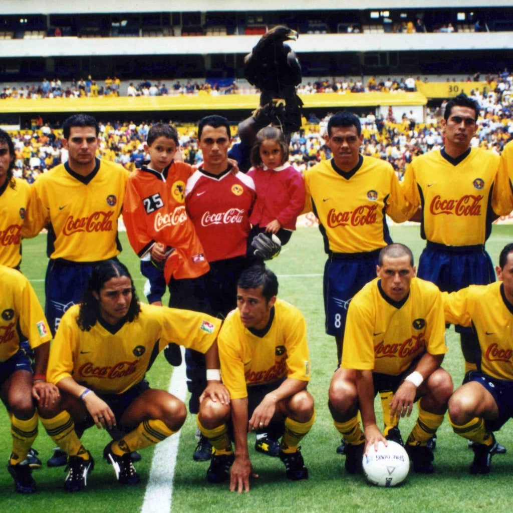 América 2000/01 Local