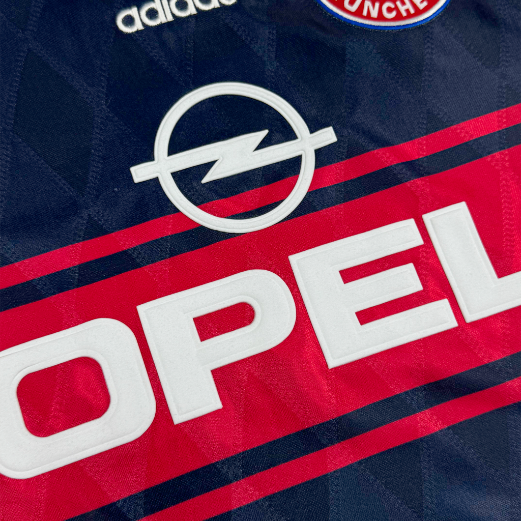 Bayern Munich 1997/99 Local