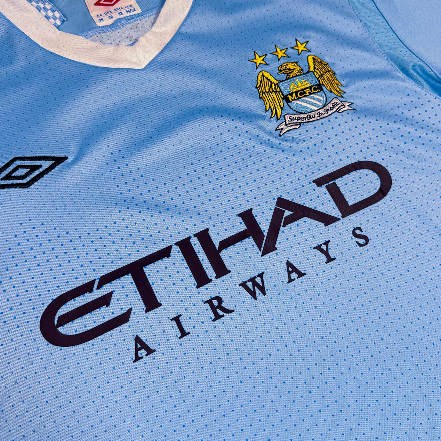 Manchester City 2011/12 Local