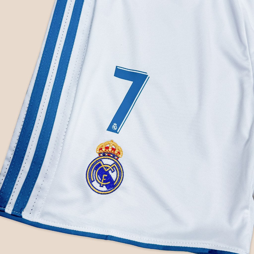 Real Madrid 2017/18 Local para Niños