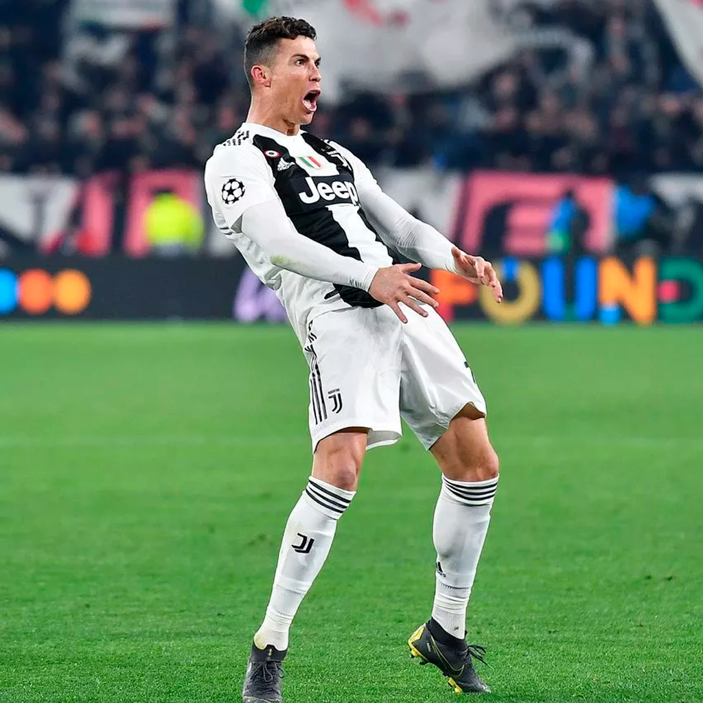 Juventus 2018/19 Local Versión Jugador