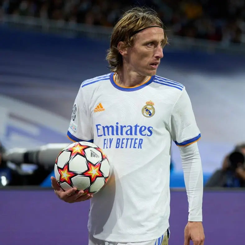 Real Madrid 2021/22 Local Jersify