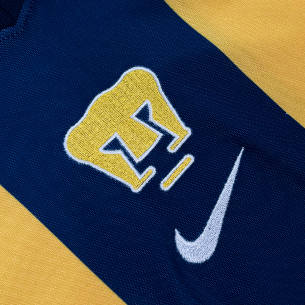 Pumas UNAM 2000/01 Local