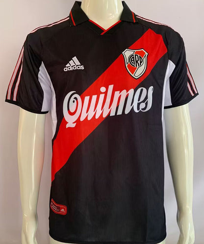 01 River Plate Tercero 2000/20