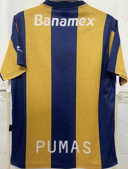 01 Pumas 2000/20 Local