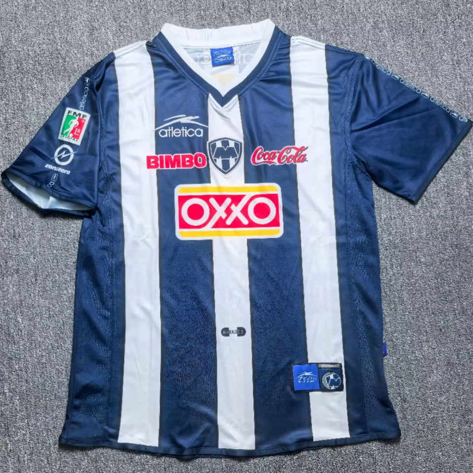 01 Monterrey 2000/20 Local