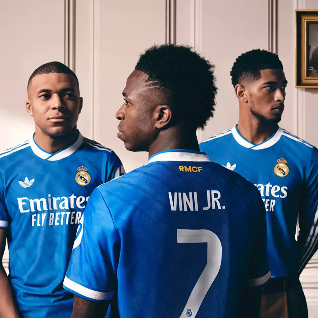 Real Madrid 2025/26 Tercera Versión Jugador Jersify