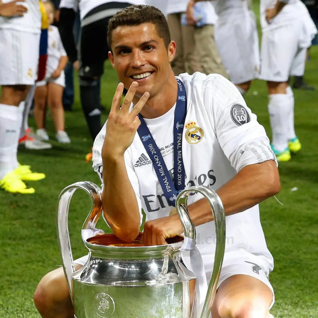 Real Madrid 2015/16 Local Jersify