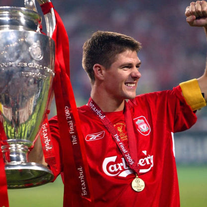 Liverpool 2004/05 Local para Niños