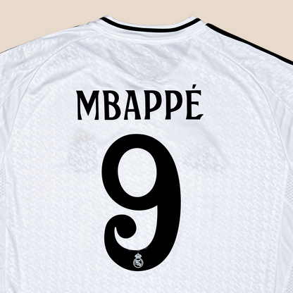 Real Madrid 2024/25 Local