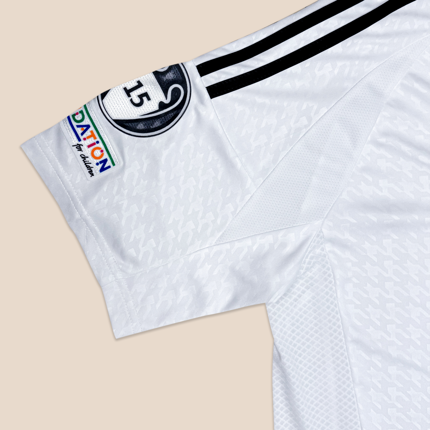 Real Madrid 2024/25 Local