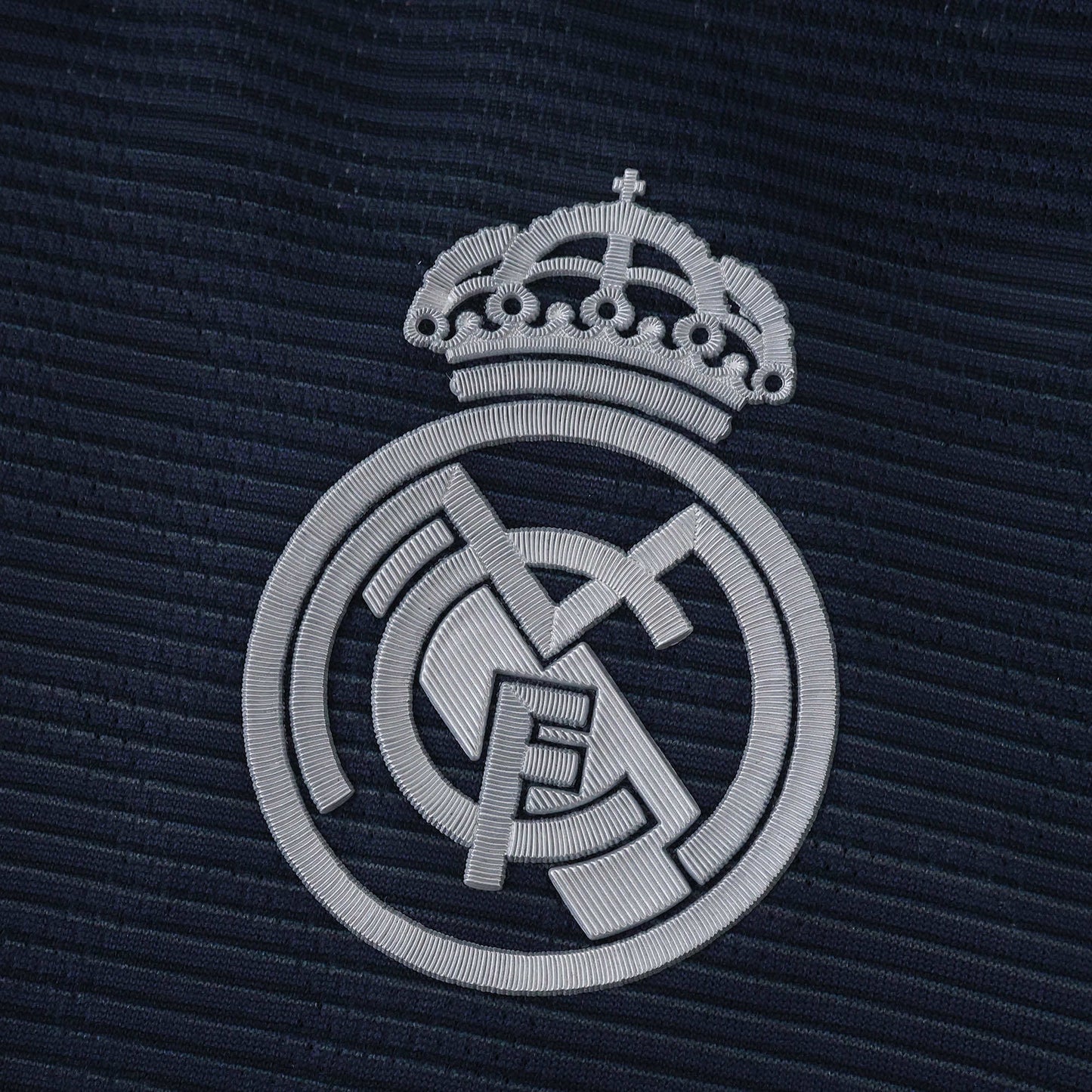 Real Madrid 2025/26 Visitante Versión Jugador