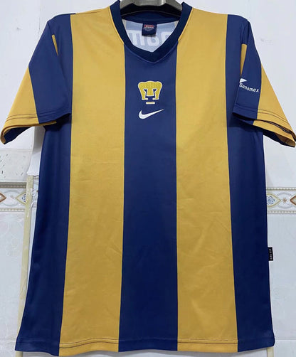 01 Pumas 2000/20 Local