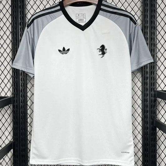 Jersey 2024/25 Juventus Portero Versión Fan