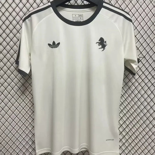 Jersey 2025 Juventus Especial Versión Fan